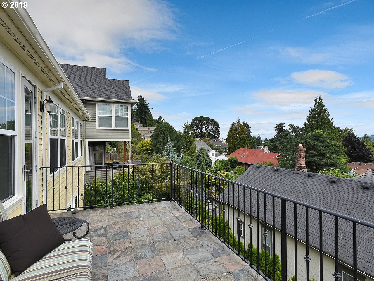4438 Southwest Hamilton Terrace Portland, OR 97239 - Photo 17 of 31 Gallery Image 17