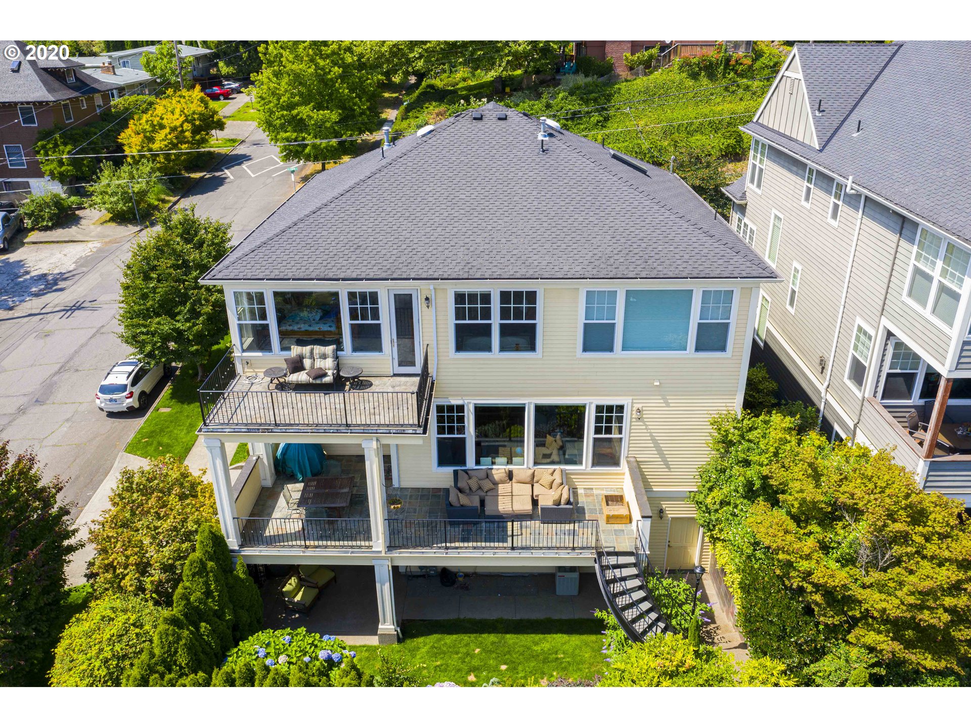4438 Southwest Hamilton Terrace Portland, OR 97239 - Photo 28 of 31 Gallery Image 28