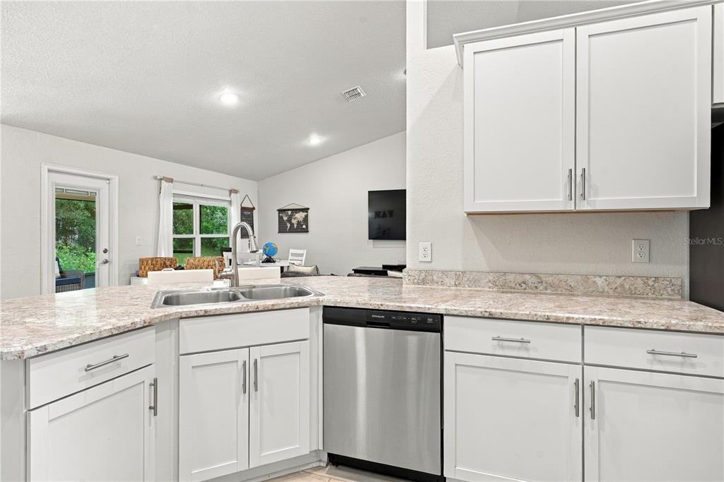 6644 Southwest 179th Ave Road Dunnellon, FL 34432 - Photo 10 of 41 Gallery Image 10
