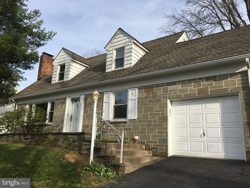 758 Grandview Road York, PA 17403 - Photo 1 of 25 Gallery Image 1