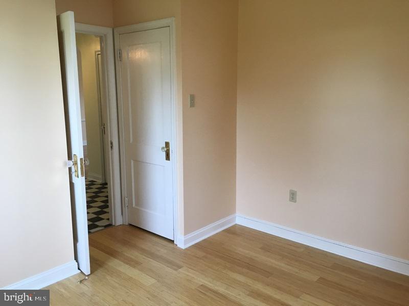 758 Grandview Road York, PA 17403 - Photo 11 of 25 Gallery Image 11