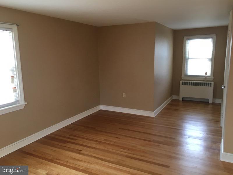 758 Grandview Road York, PA 17403 - Photo 13 of 25 Gallery Image 13