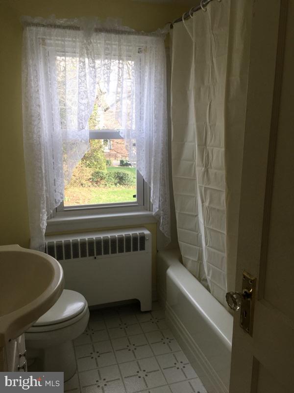 758 Grandview Road York, PA 17403 - Photo 14 of 25 Gallery Image 14