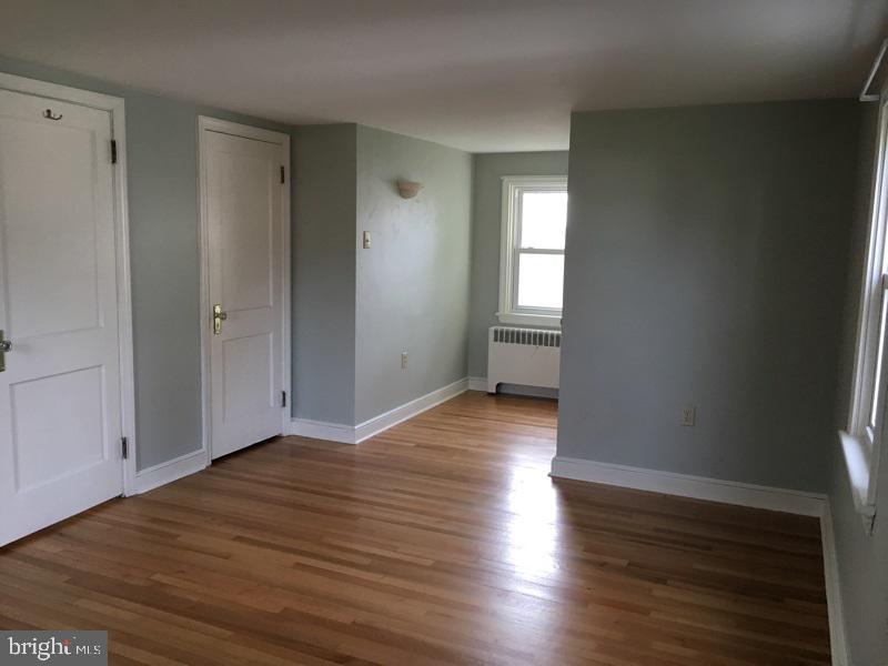 758 Grandview Road York, PA 17403 - Photo 15 of 25 Gallery Image 15