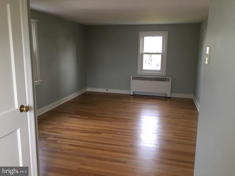 758 Grandview Road York, PA 17403 - Photo 16 of 25 Gallery Image 16