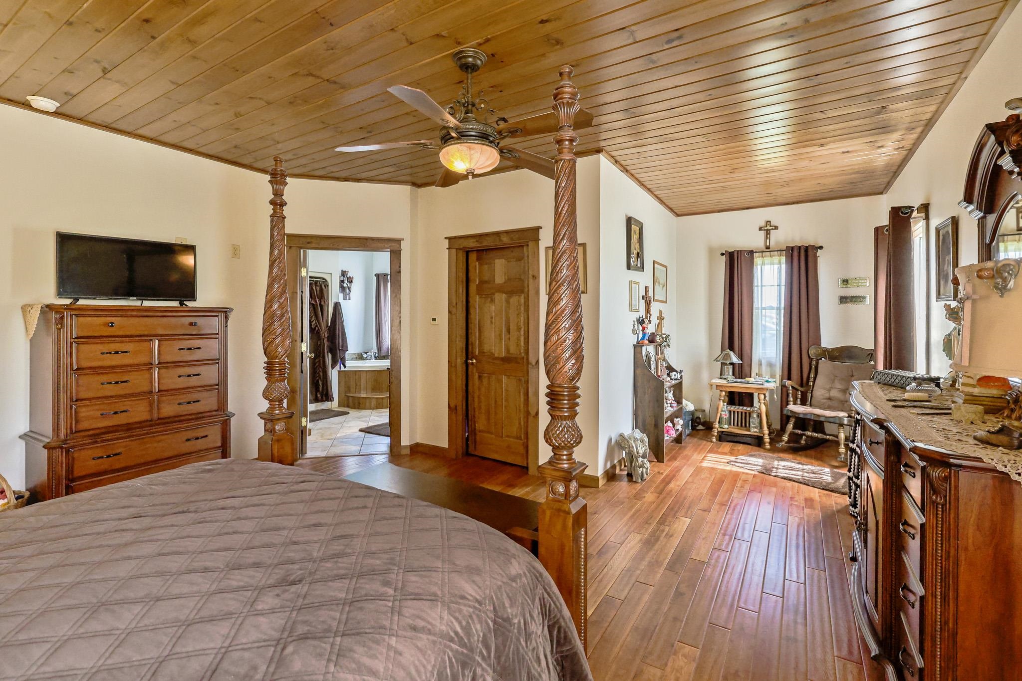 918 Armstrong Road Newport Town, VT 05857 - Photo 47 of 60