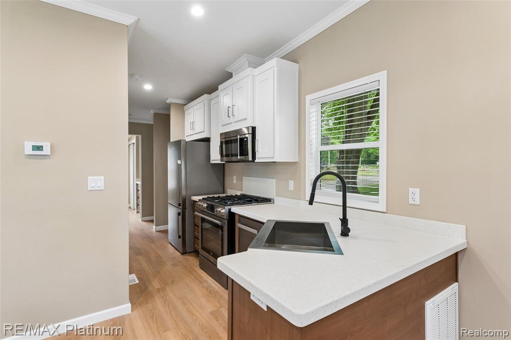 29 Retreat Way Fenton, MI 48430 - Photo 5 of 22
