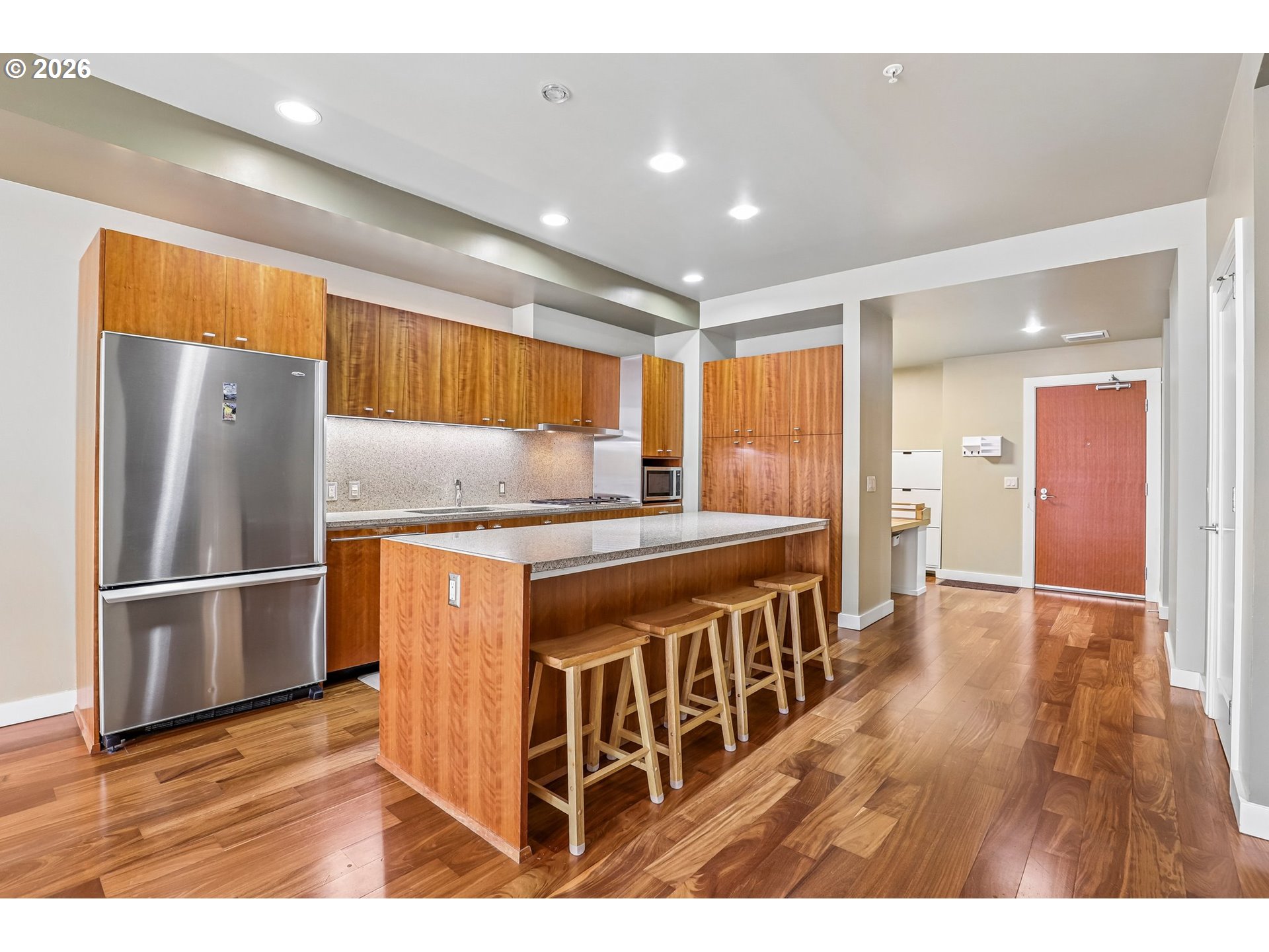 841 Southwest Gaines Street, Unit 335 Portland, OR 97239 - Photo 20 of 35