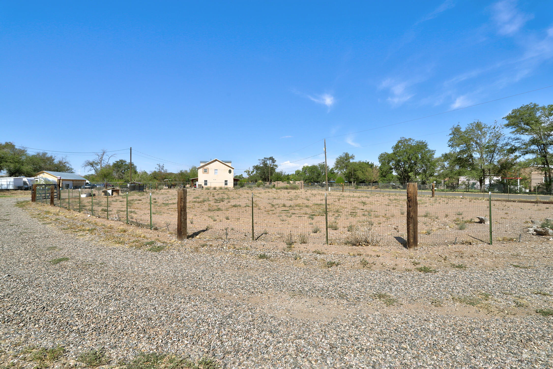 2332 Sunshine Road Southwest Albuquerque, NM 87105 - Photo 27 of 28 Gallery Image 27