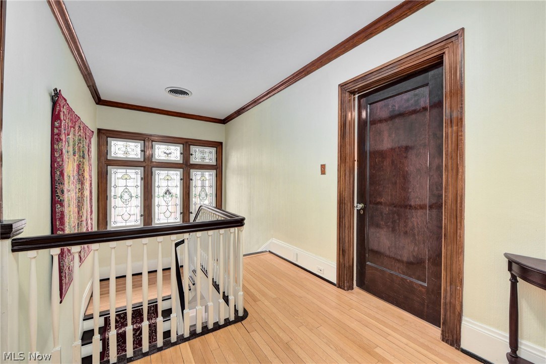 2940 Lee Road Cleveland, OH 44120 - Photo 14 of 35