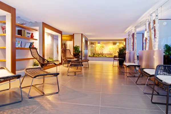 $470,000 | 400 East Randolph Street, Unit 2307, Chicago, IL 60601