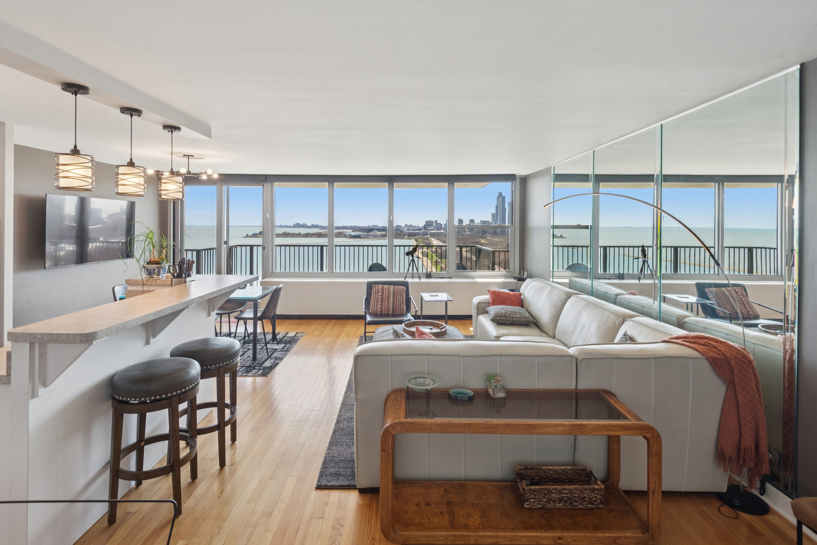 400 East Randolph Street, Unit 2307 Chicago, IL 60601 - Photo 6 of 45