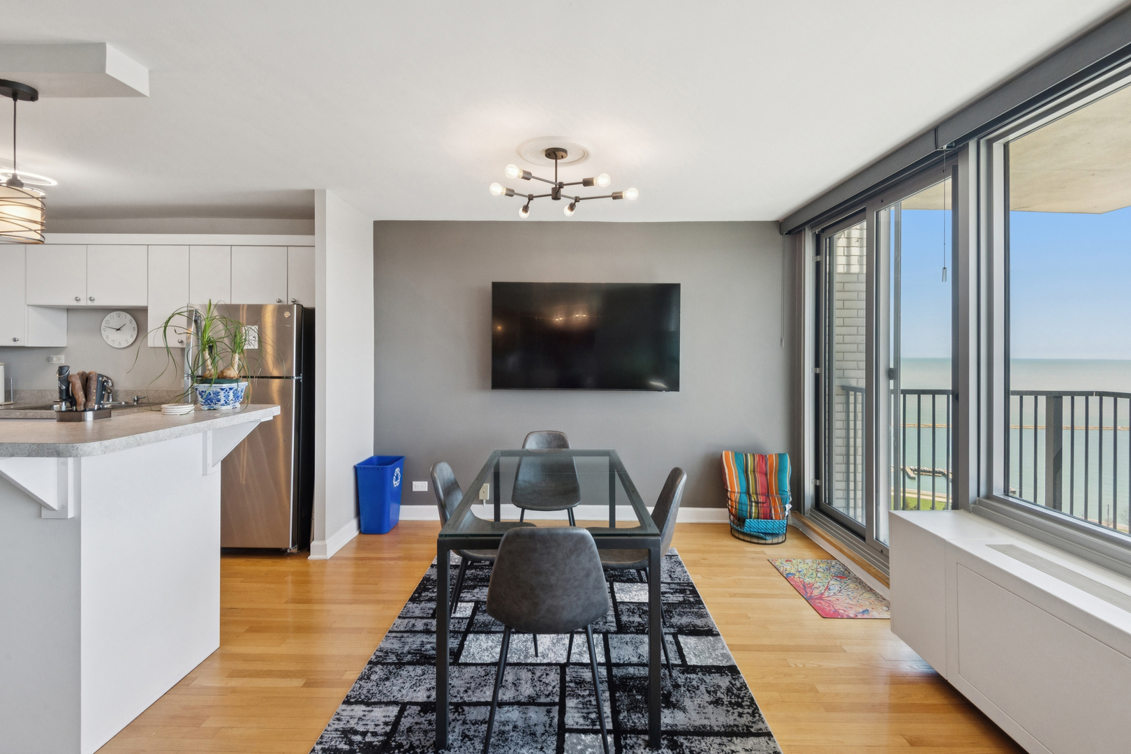 400 East Randolph Street, Unit 2307 Chicago, IL 60601 - Photo 8 of 45