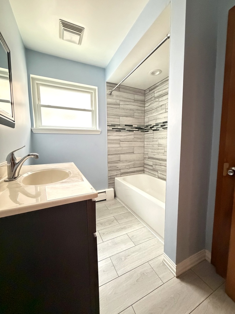 7732 West Addison Street, Unit 1 Chicago, IL 60634 - Photo 12 of 22