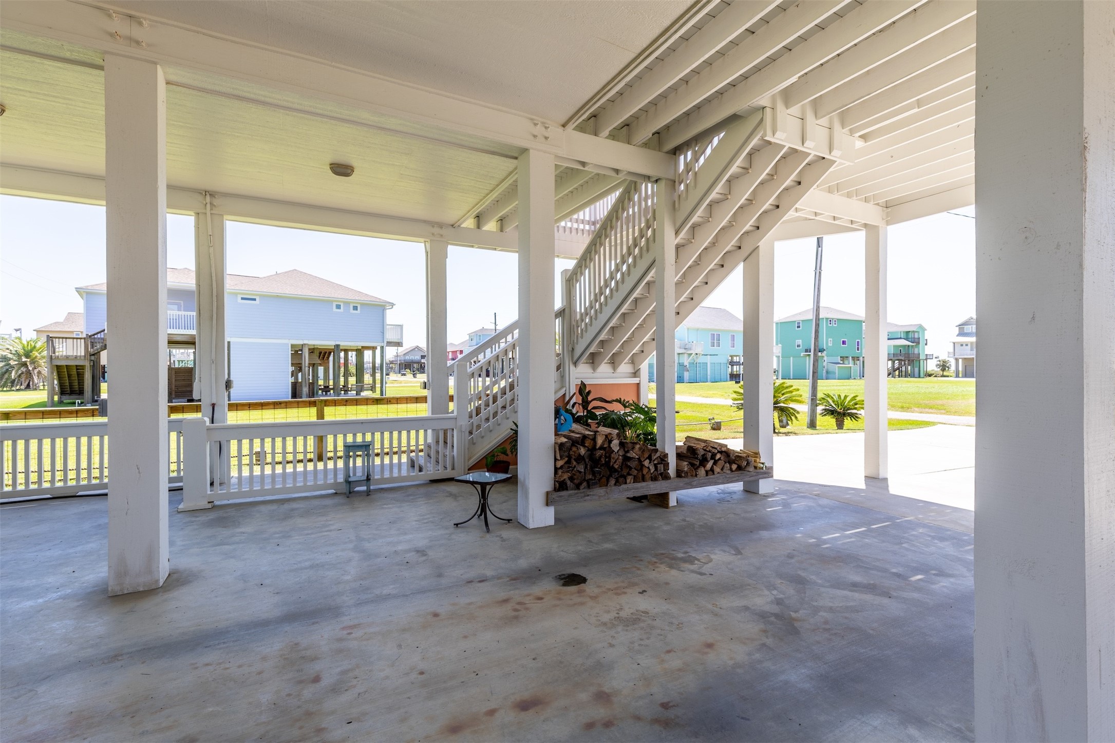 2383 Sandpiper Crystal Beach, TX 77650 - Photo 27 of 39 The stairs are gated at the top and bottom.