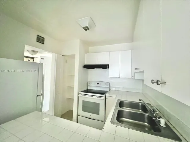 a bathroom with a toilet