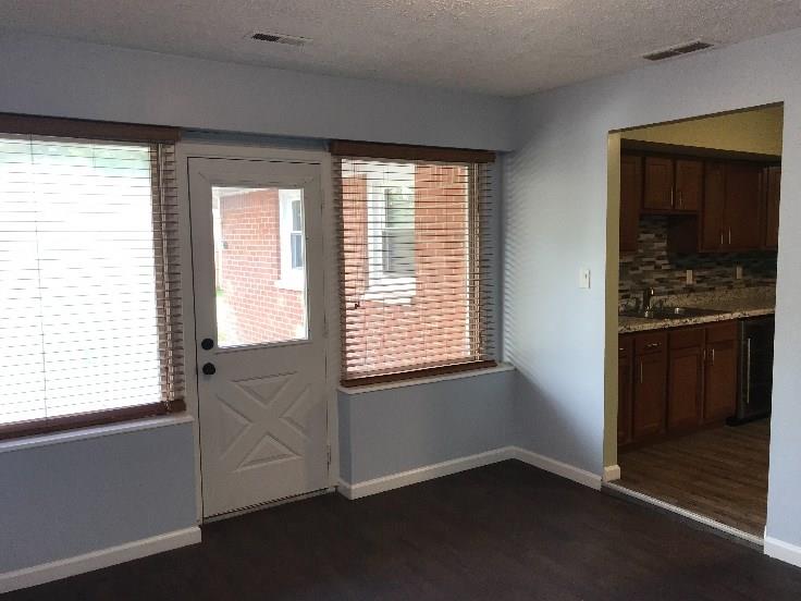 495 Howard Road Greenwood, IN 46142 - Photo 14 of 45 Gallery Image 14