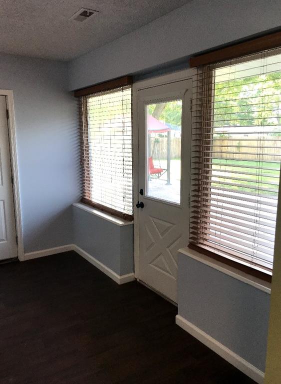 495 Howard Road Greenwood, IN 46142 - Photo 15 of 45 Gallery Image 15