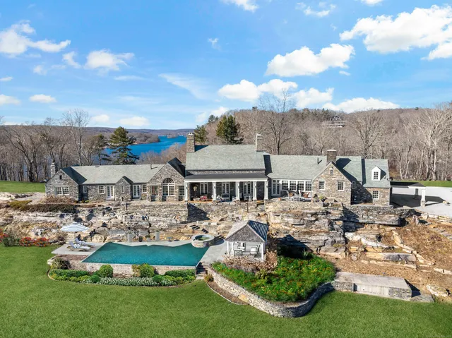 a view of a house with garden