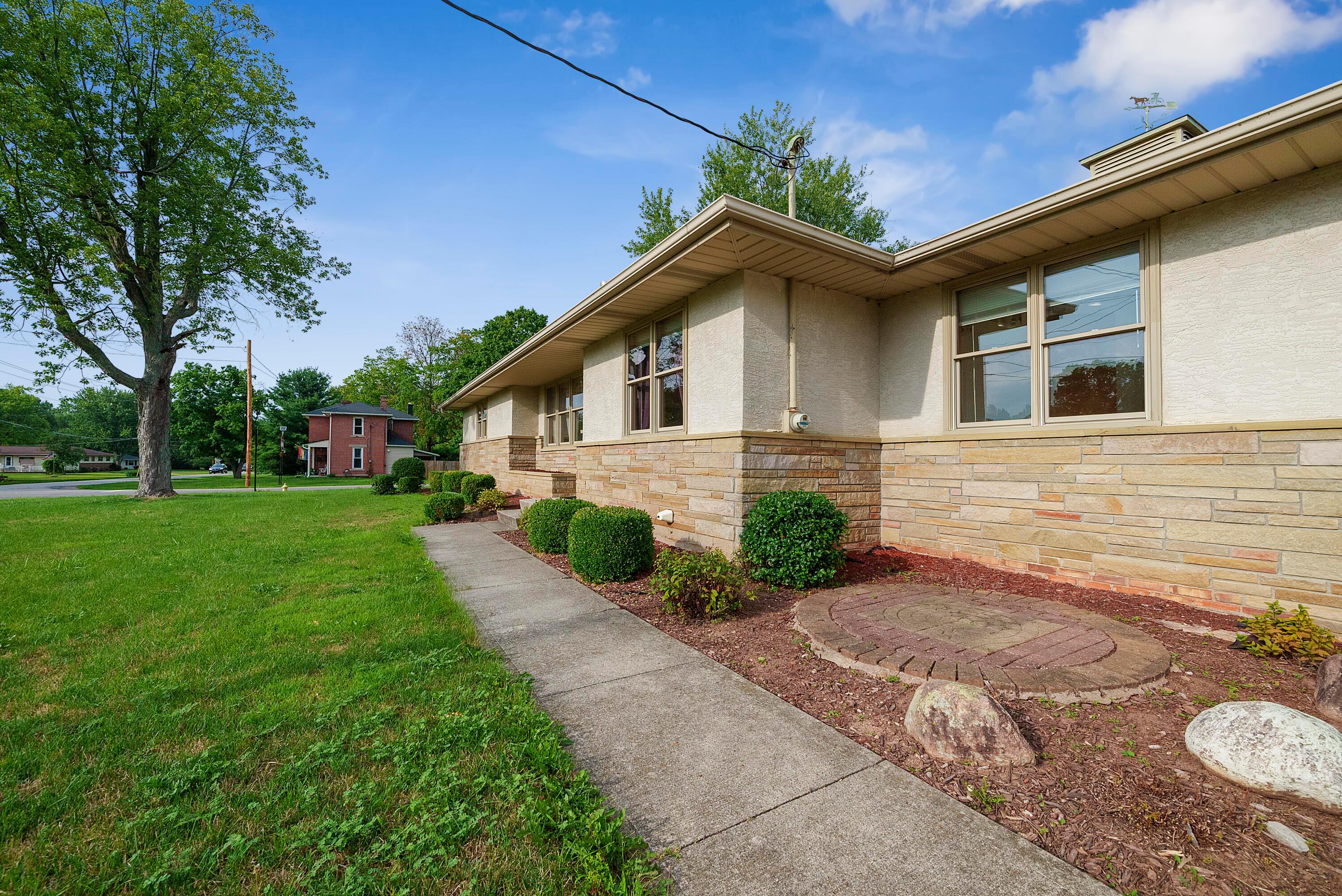 5500 Ebright Road Groveport, OH 43125 - Photo 40 of 55 Front