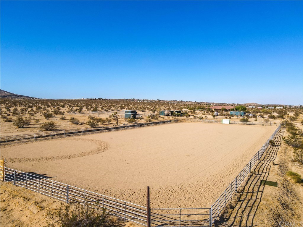 62401 Sunflower Road Joshua Tree, CA 92252 - Photo 54 of 75 a view of an ocean