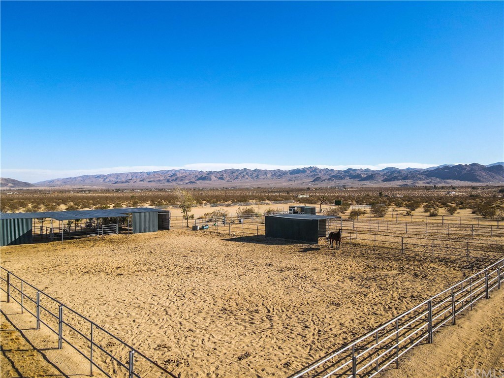 62401 Sunflower Road Joshua Tree, CA 92252 - Photo 59 of 75 a view of a lake with nearby beach