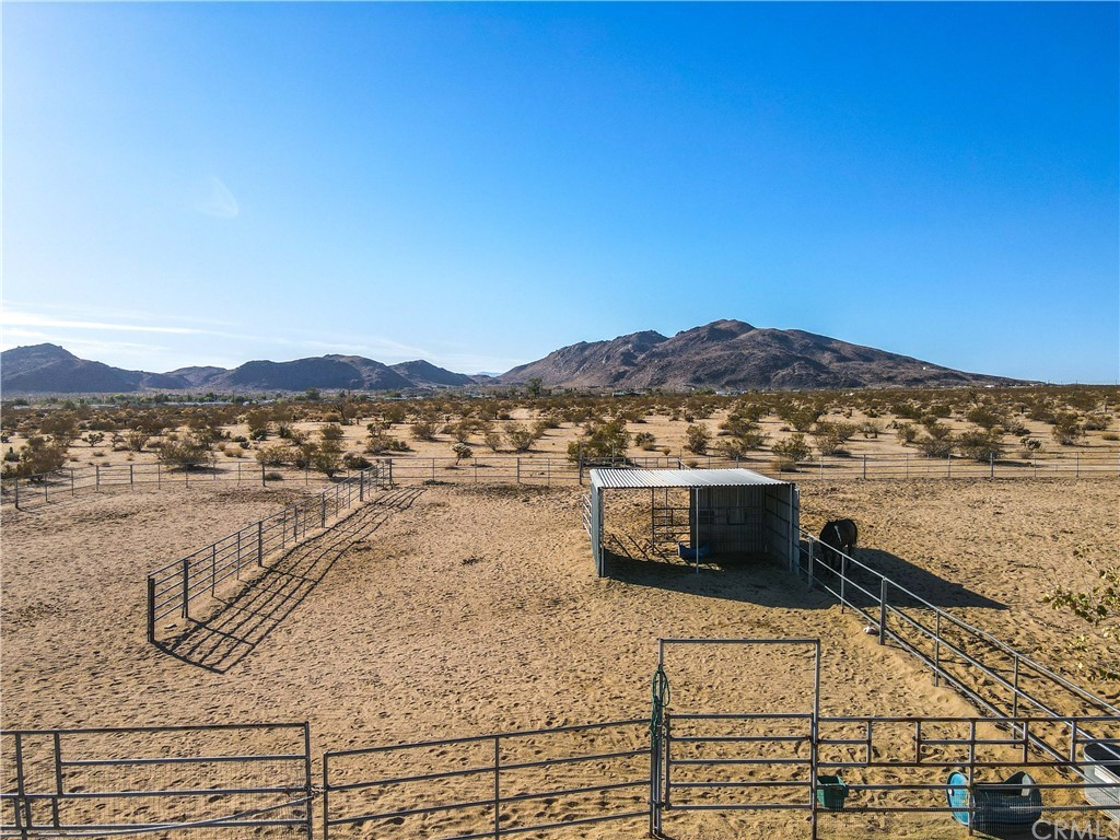 62401 Sunflower Road Joshua Tree, CA 92252 - Photo 63 of 75