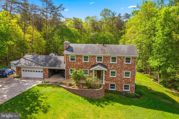 $899,999 | 9045 Forestview Drive, Manassas, VA 20112