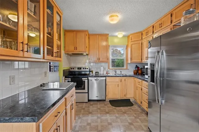 $279,000 | 1636 West 22nd Street, Lawrence, KS 66046