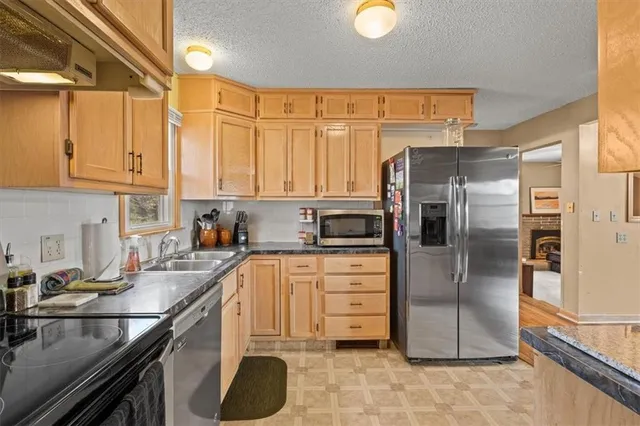 $279,000 | 1636 West 22nd Street, Lawrence, KS 66046