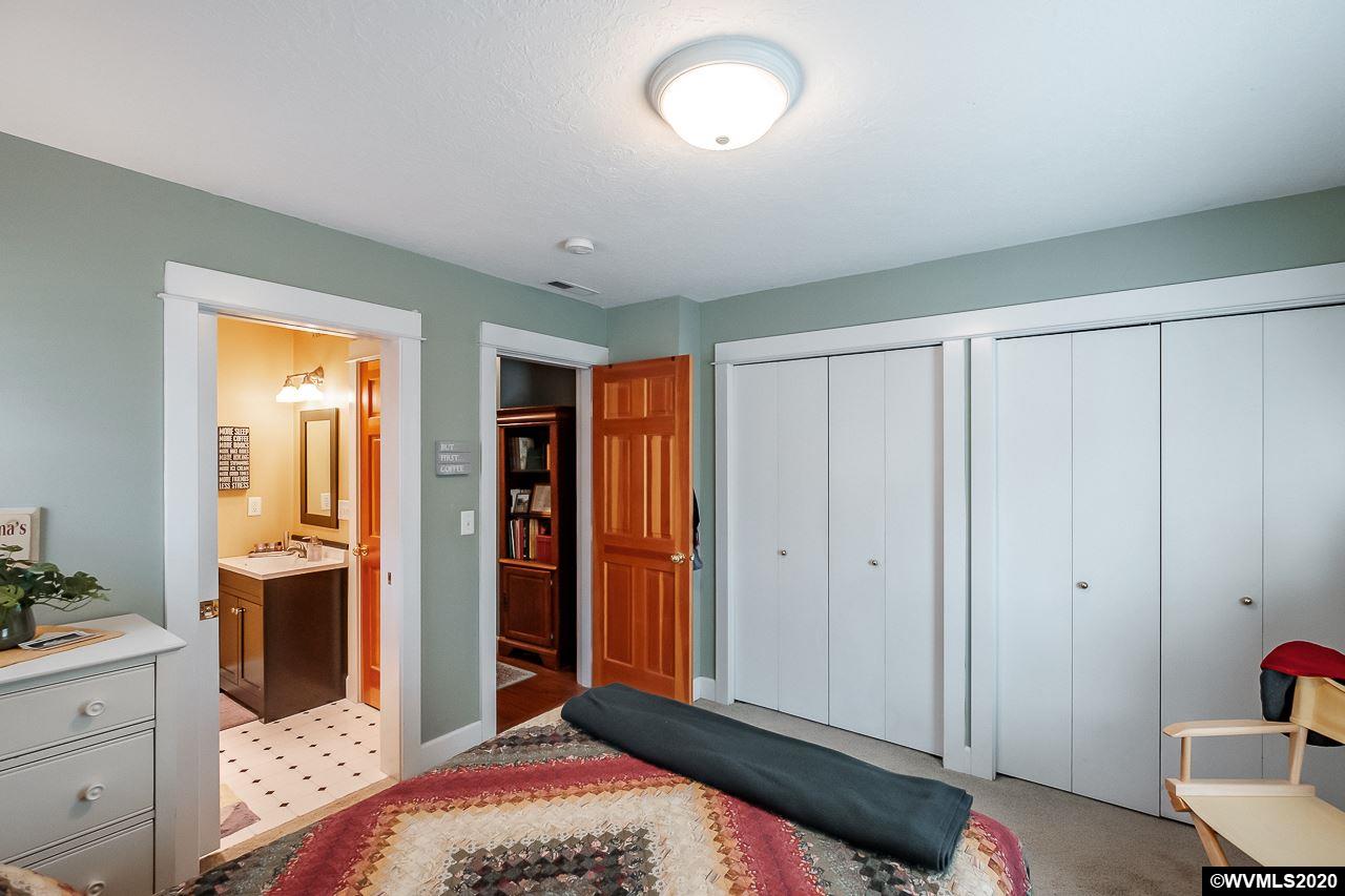 566 Edwards Road South Monmouth, OR 97361 - Photo 26 of 42