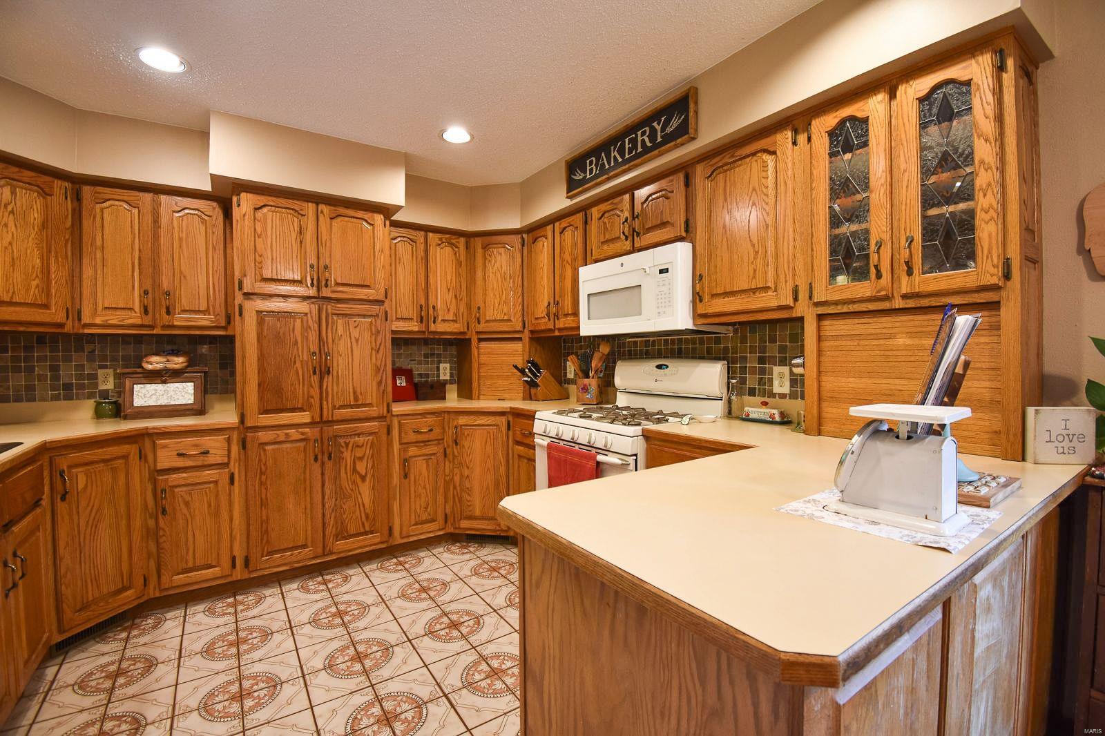 17710 Vfw Road Staunton, IL 62088 - Photo 13 of 45 Gallery Image 13