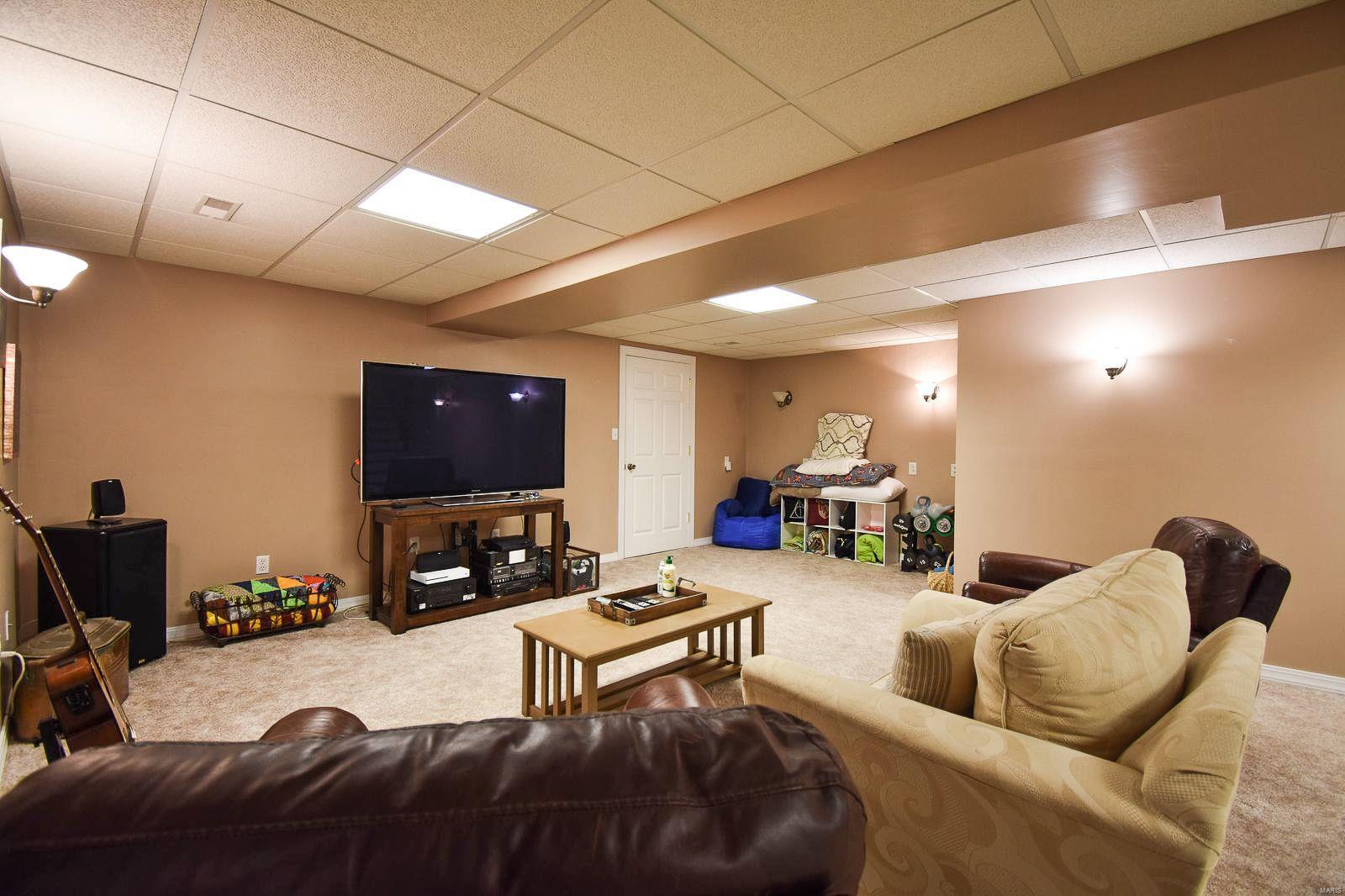 17710 Vfw Road Staunton, IL 62088 - Photo 15 of 45 Gallery Image 15
