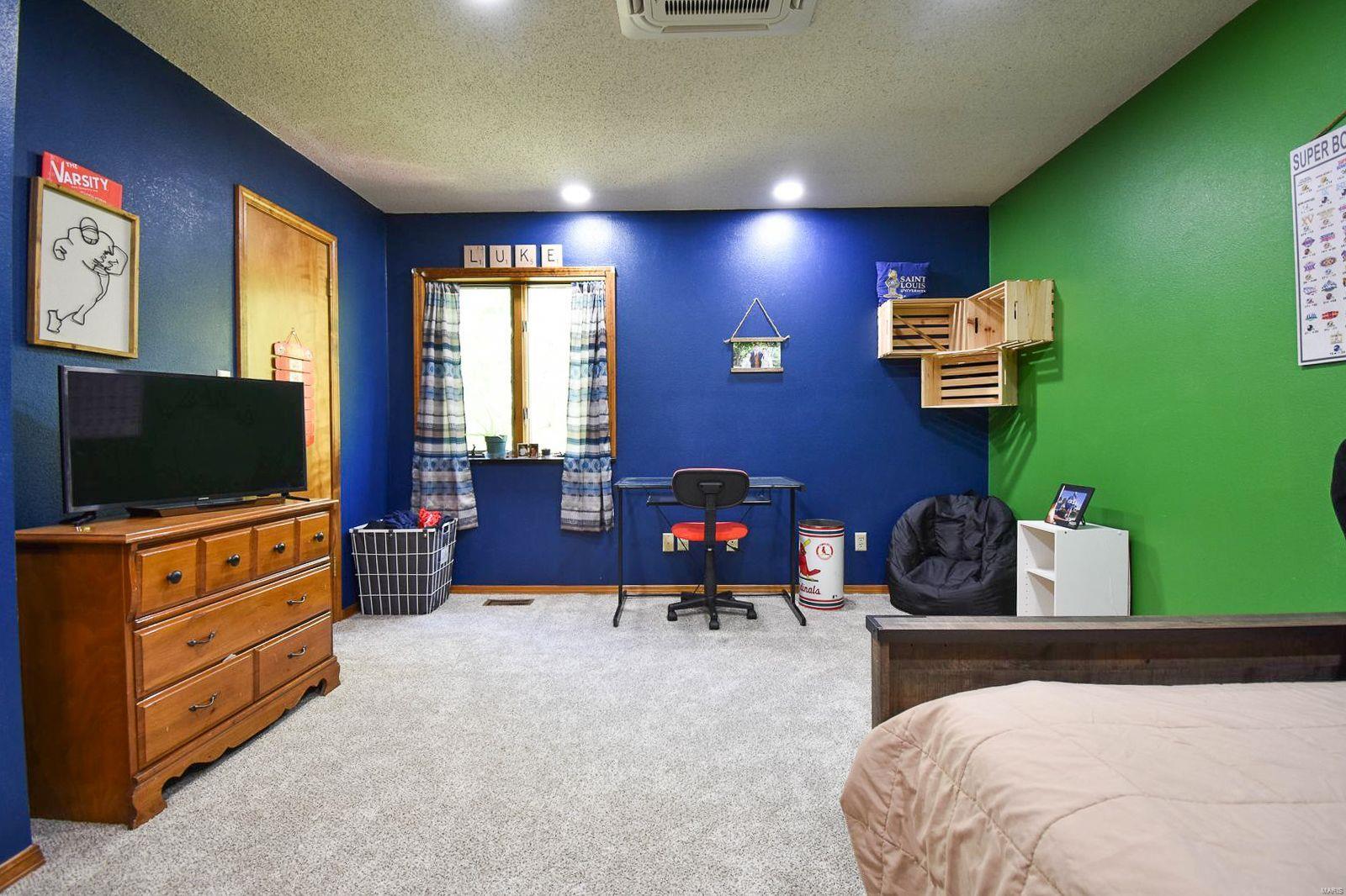 17710 Vfw Road Staunton, IL 62088 - Photo 30 of 45 Gallery Image 30