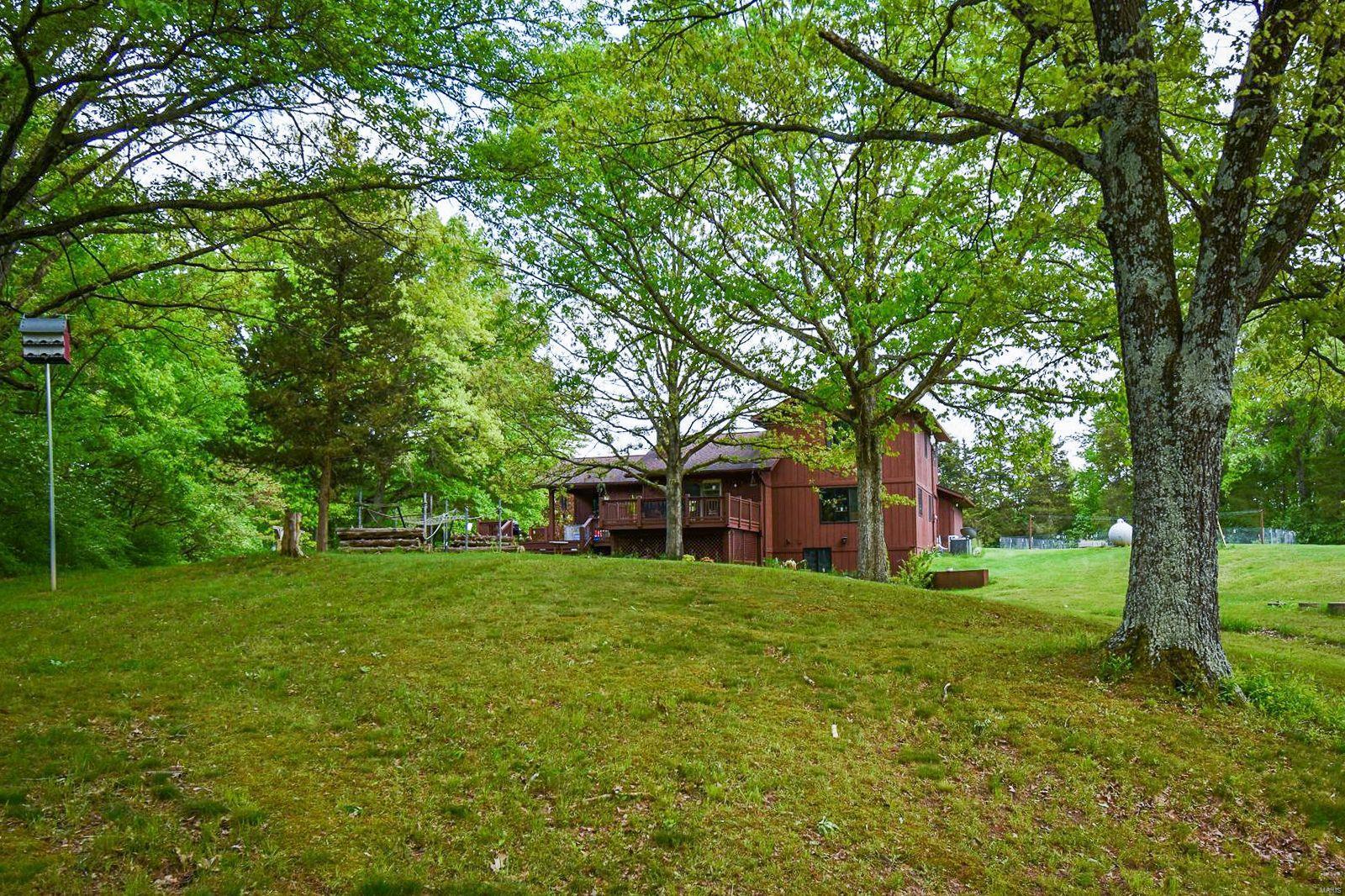 17710 Vfw Road Staunton, IL 62088 - Photo 4 of 45 Gallery Image 4