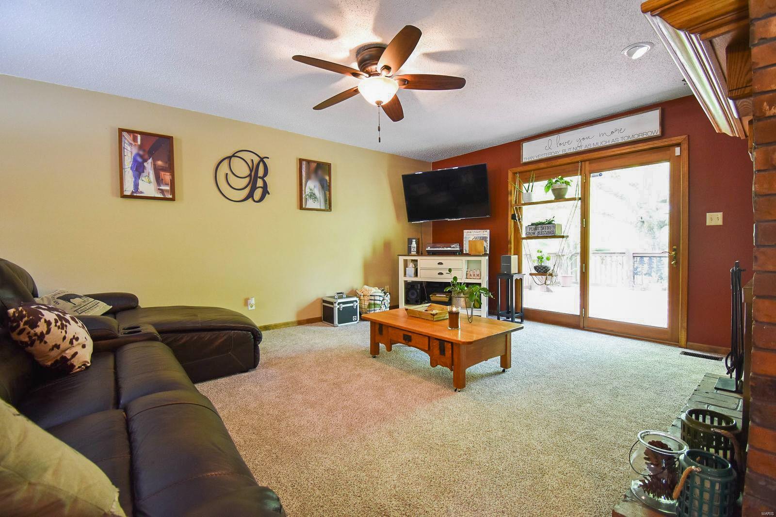17710 Vfw Road Staunton, IL 62088 - Photo 8 of 45 Gallery Image 8