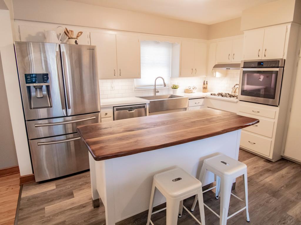 3016 Highcrest Road Roseville, MN 55113 - Photo 1 of 1