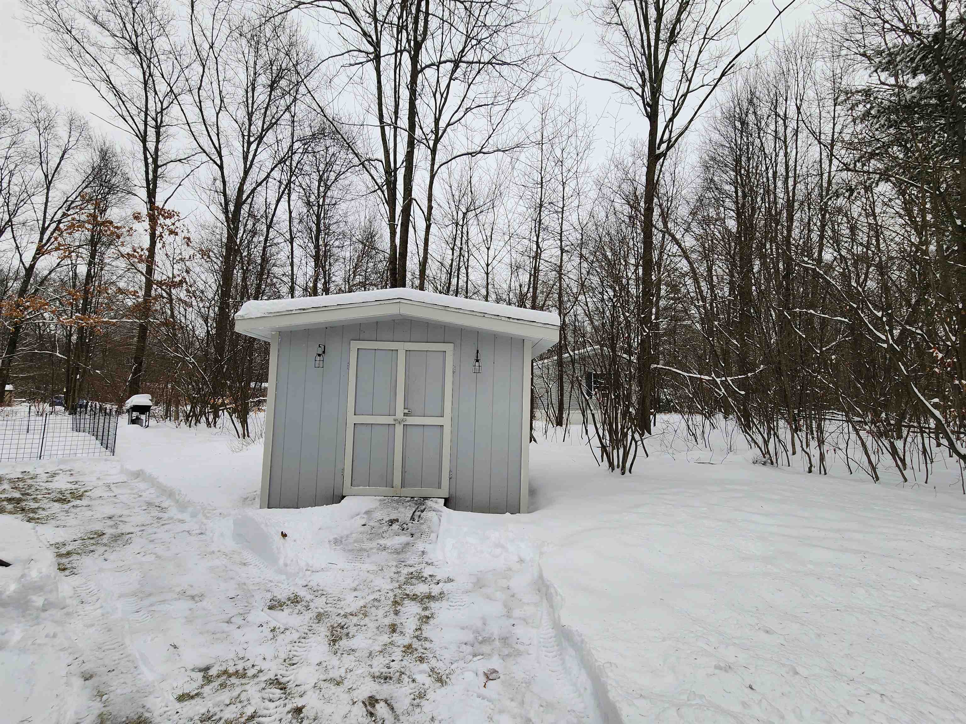 118 Wilmington Road Colchester, VT 05446 - Photo 6 of 17 Gallery Image 6