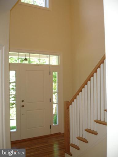 600 Old County Road Severna Park, MD 21146 - Photo 12 of 30 Entrance / Foyer