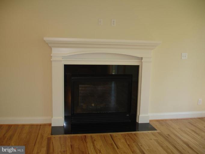 600 Old County Road Severna Park, MD 21146 - Photo 15 of 30 Family Room #2