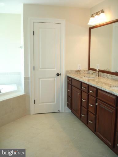 600 Old County Road Severna Park, MD 21146 - Photo 9 of 30 Master Bath