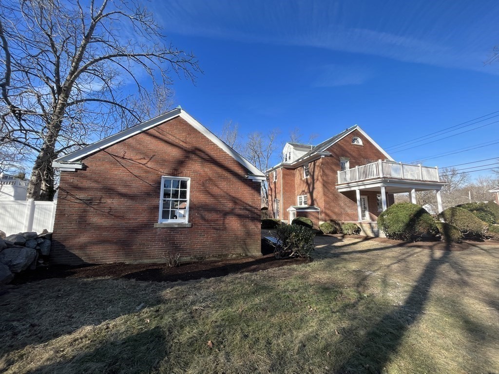 116 Hawthorn Road Braintree, MA 02184 - Photo 5 of 26 Gallery Image 5