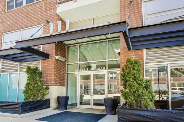 $422,000 | 111 South Morgan Street, Unit 510, Chicago, IL 60607