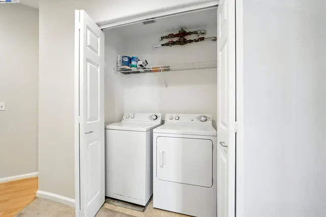 $749,000 | 1121 40th Street, Unit 1401, Emeryville, CA 94608