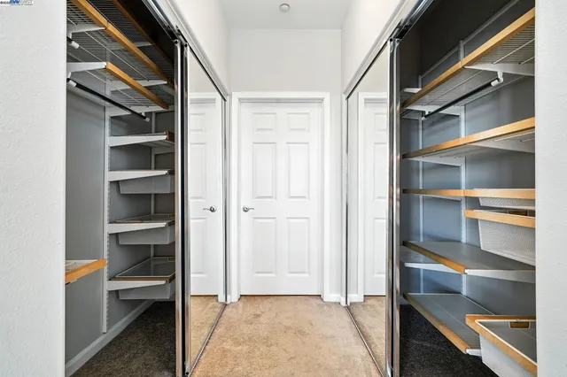 $749,000 | 1121 40th Street, Unit 1401, Emeryville, CA 94608