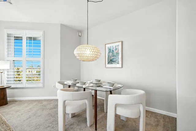 $749,000 | 1121 40th Street, Unit 1401, Emeryville, CA 94608
