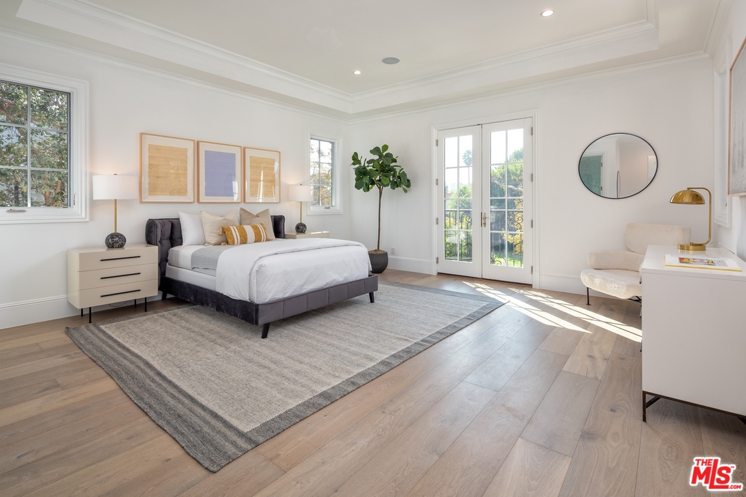 604 Walden Drive Beverly Hills, CA 90210 - Photo 15 of 31