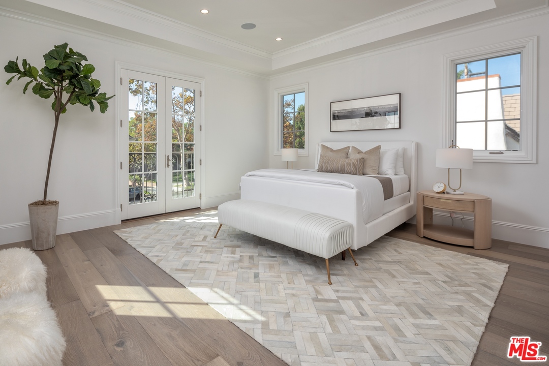 604 Walden Drive Beverly Hills, CA 90210 - Photo 17 of 31