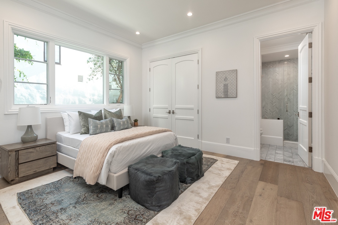 604 Walden Drive Beverly Hills, CA 90210 - Photo 19 of 31