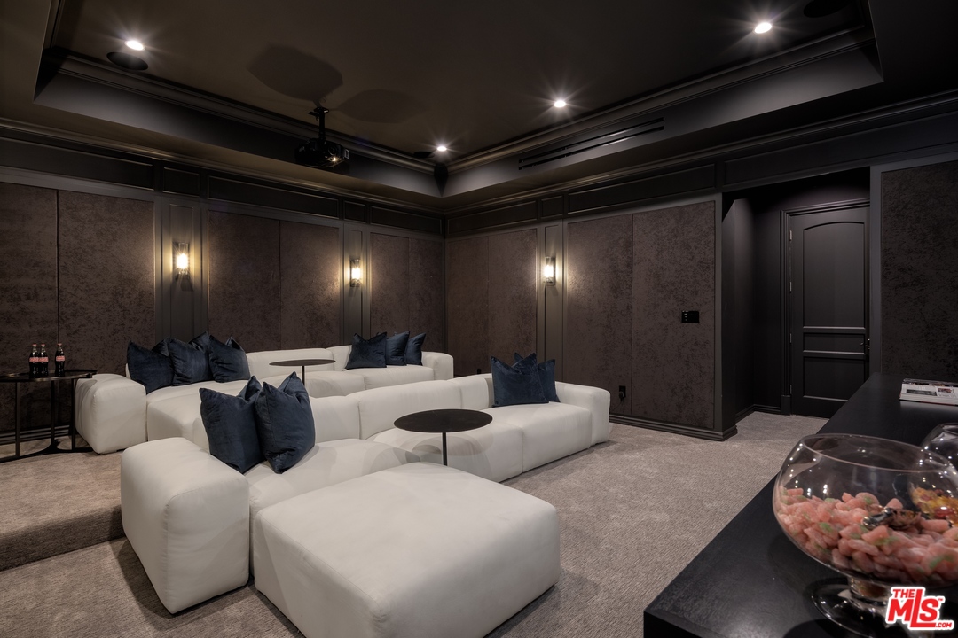 604 Walden Drive Beverly Hills, CA 90210 - Photo 24 of 31